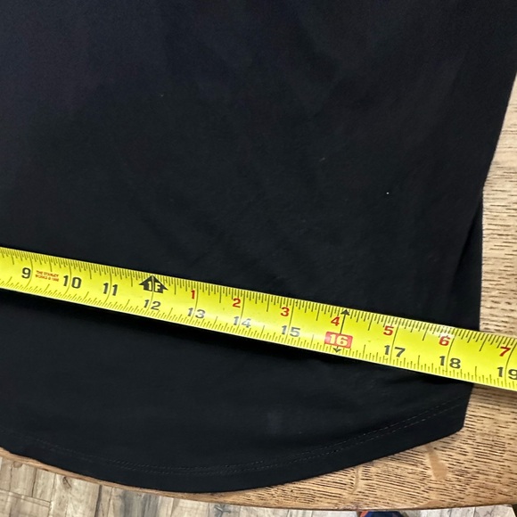 Z Supply Faux Suede V Neck Rounded Hem Black Pocket Tee Large - Picture 10 of 16